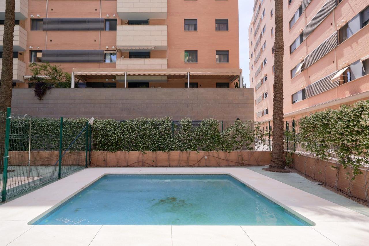 מאלגה Alterhome Apartamento Con Piscina Maria Zambrano מראה חיצוני תמונה
