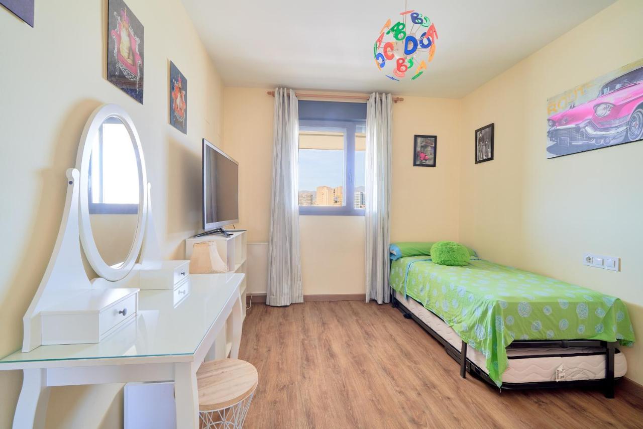 מאלגה Alterhome Apartamento Con Piscina Maria Zambrano מראה חיצוני תמונה
